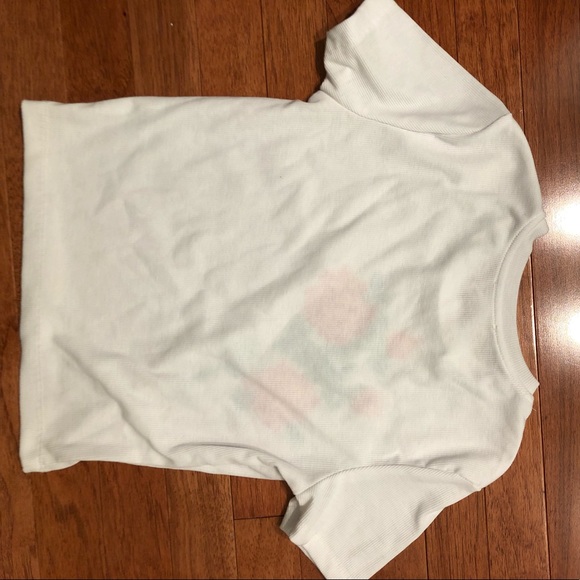 URBAN OUTFITTERS FLOWER EMBROIDERY TOP💓 - Picture 2 of 3